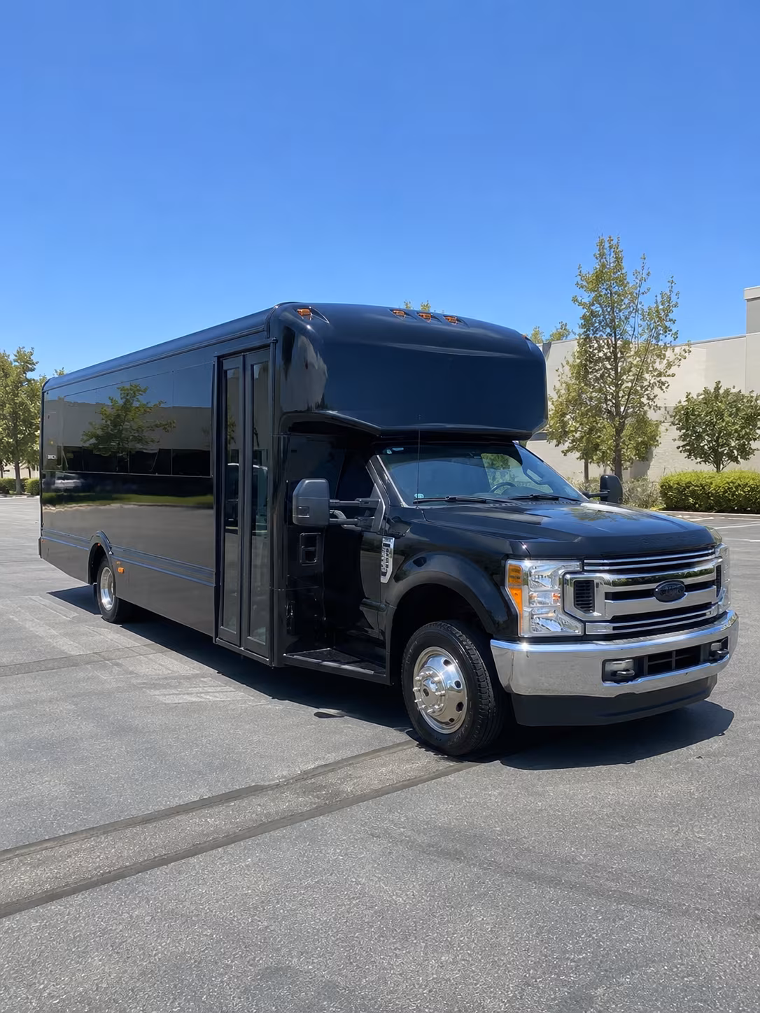 Burbank Winery Tour & Pub Crawl Transportation