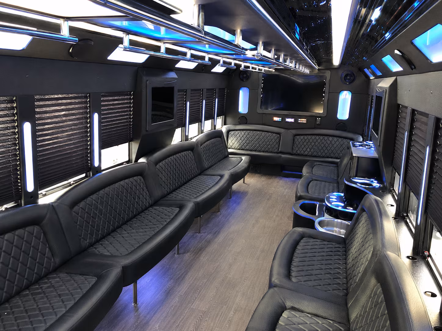 Oxnard Birthday, Sweet 16, & Quinceañera Party Bus Rentals