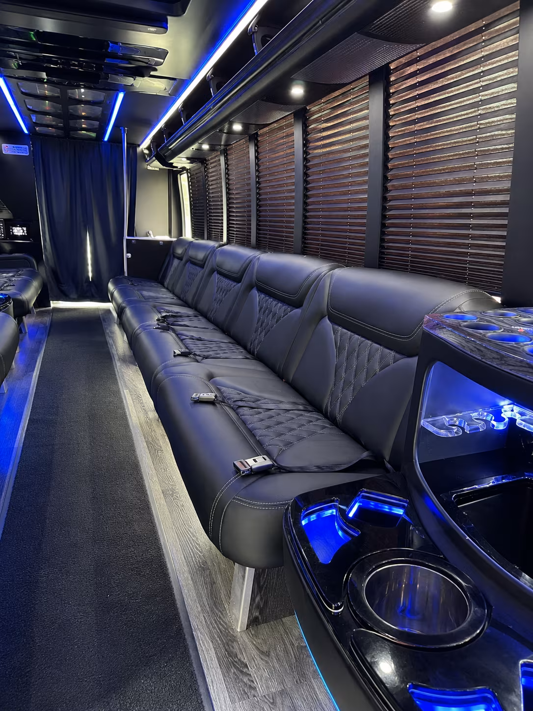 Oxnard Homecoming & Prom Party Bus Rentals