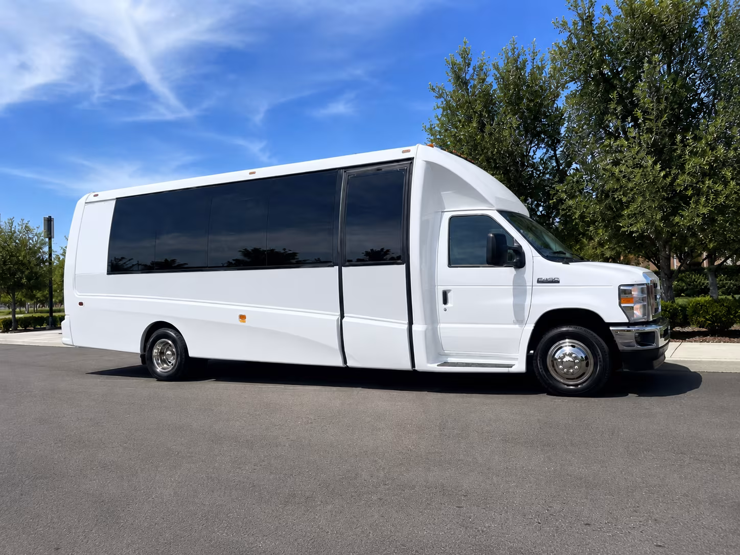 Santa Clarita Airport Shuttles & Transportation