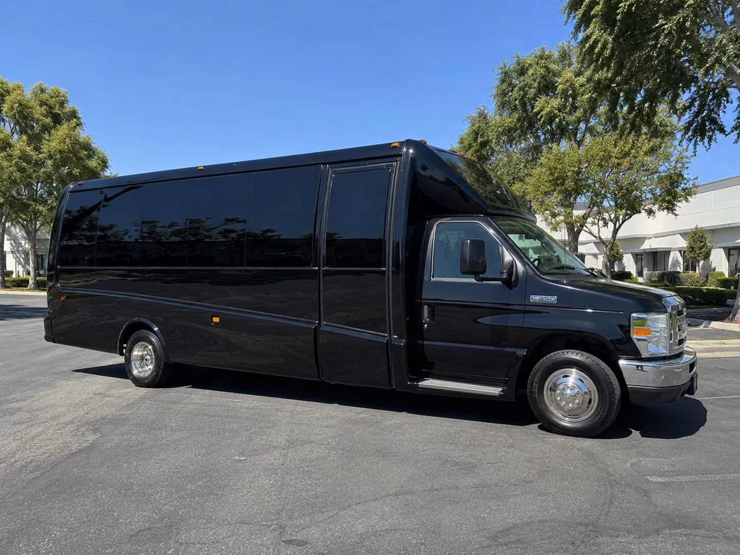 Santa Clarita Party Bus Rental