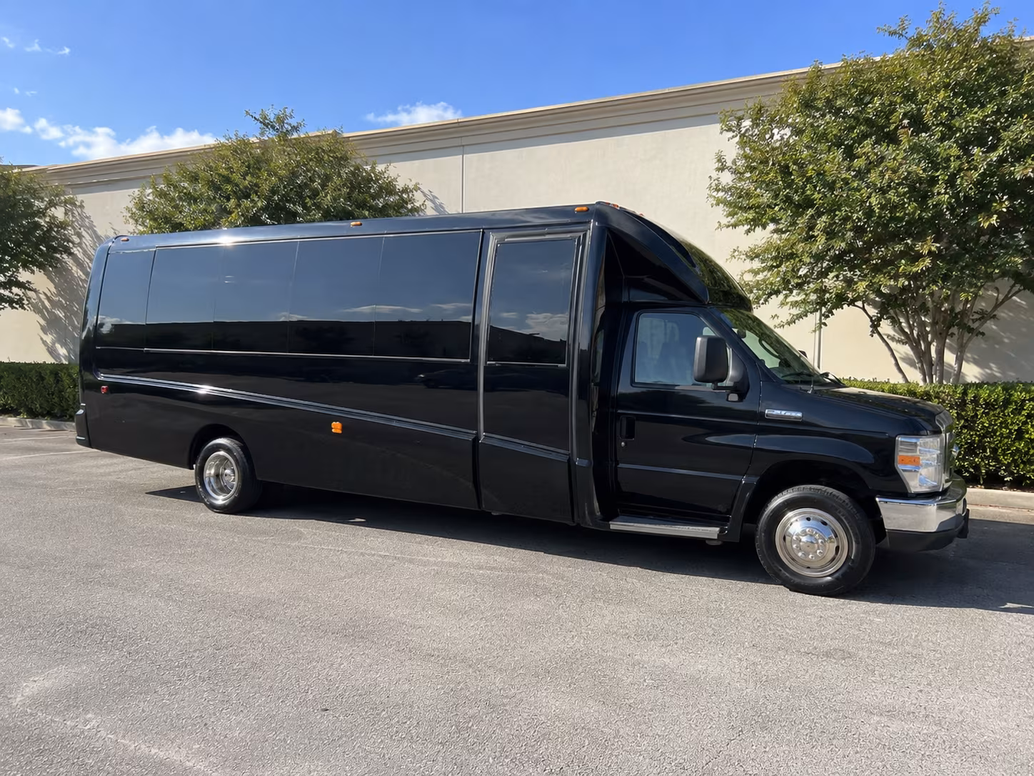 Santa Maria Winery Tour & Pub Crawl Transportation party bus exterior