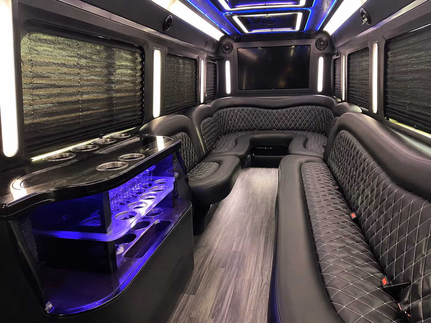 Simi Valley Winery Tour & Pub Crawl Transportation